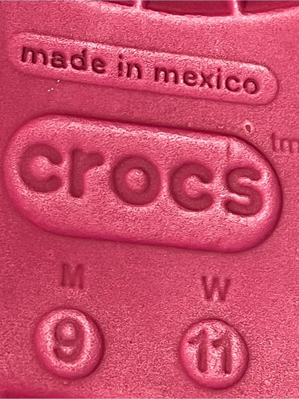 Crocs size men’s size 9, women’s size 11